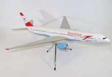 Austrian Airlines Boeing 777-200 1/100 scale desk Austrian Airlines Boeing 777-200 1/100 scale desk model Long Prosper