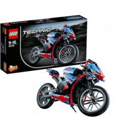 Lego Technic 42036 - Street Motorcycle Lego Technic 42036 - Street Motorcycle