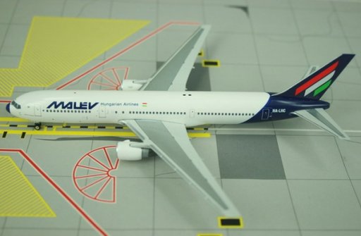 lego boeing 767