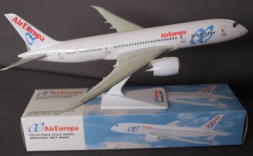 Air Europa Boeing 787 Dreamliner 1 200 Scale Desk Model