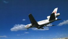 Airline issue postcard - JAL Japan Airlines DC-10