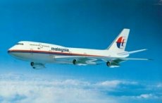Airline issue postcard - Malaysia Airlines Boeing 747