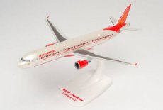 Air India Airbus A321 VT-PPX 1/200 scale desk model