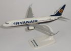 RYANAIR BOEING 737-800 1/200 SCALE DESK MODEL PPC