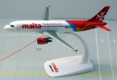 AIR MALTA AIRBUS A320 1/200 SCALE DESK MODEL