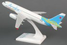 ARUBA AIRLINES AIRBUS A320 1/150 SCALE DESK MODEL
