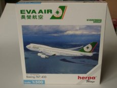 Eva Air Boeing 747-400 1/500 scale desk model Herpa