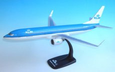 KLM Boeing 737-900 1/100 scale desk model