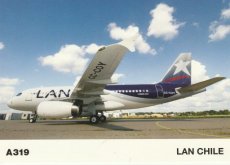 Airline Airbus issue postcard - Lan Chile A319 Airline Airbus issue postcard - Lan Chile Airbus A319