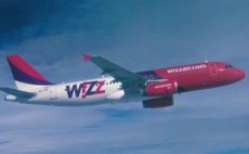 Airline Airbus issue postcard - Wizz Air Airbus A320-200