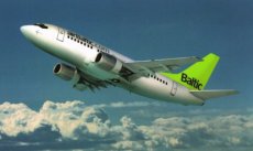 Airline issue postcard - Air Baltic Boeing 737-500