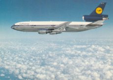 Airline issue postcard - Lufthansa DC-10