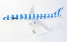 Condor Boeing 757-300 "Sea" 1/200 scale desk model PPC
