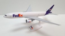 Fedex Federal Express Boeing 777F 1/200 scale desk Fedex Federal Express Boeing 777F 1/200 scale desk model PPC