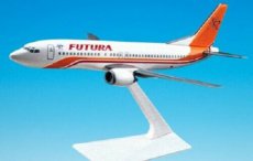 Futura International Airways Boeing 737-400 1/185 Futura International Airways Boeing 737-400 1/185 scale desk model Long Prosper